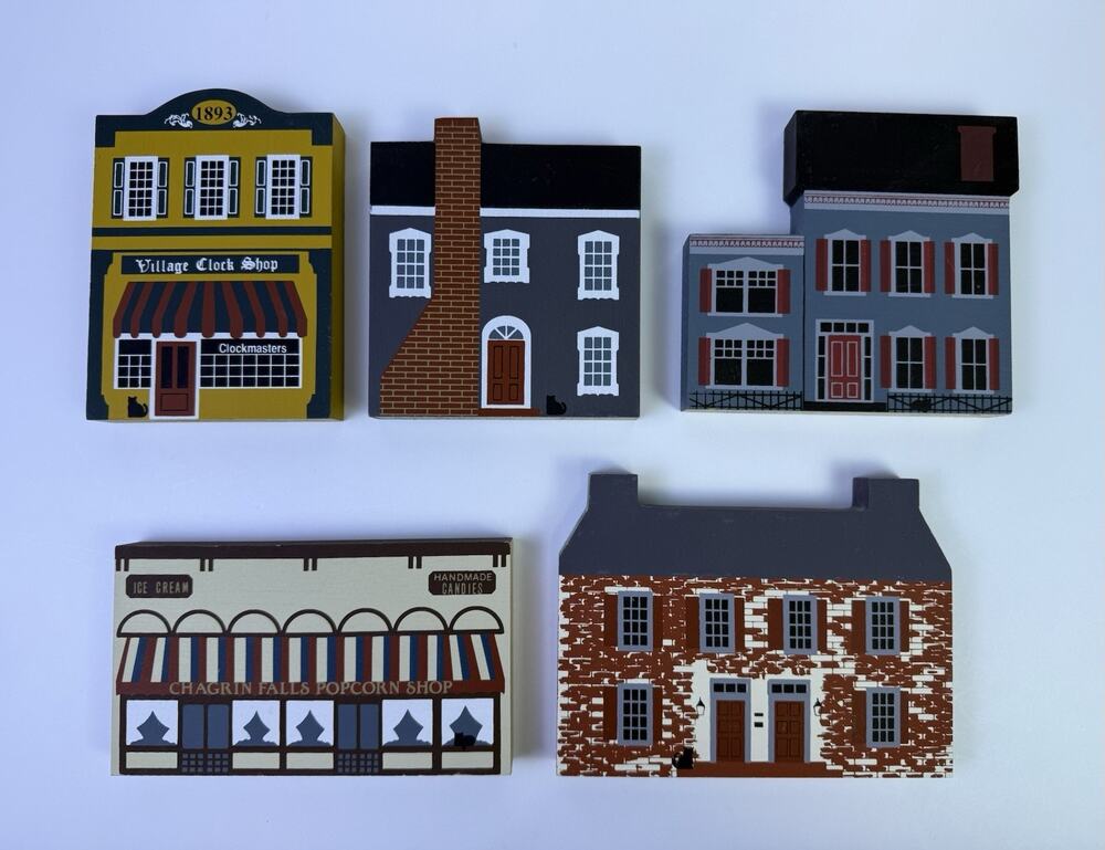 The Cat’s Meow 1986 Series IV Set Of 5 Wooden Painted Shelf Sitter Village